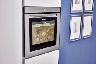 forno elettrico Watch&Touch di Candy con porta con display forno elettrico Watch&Touch di Candy con porta con display
