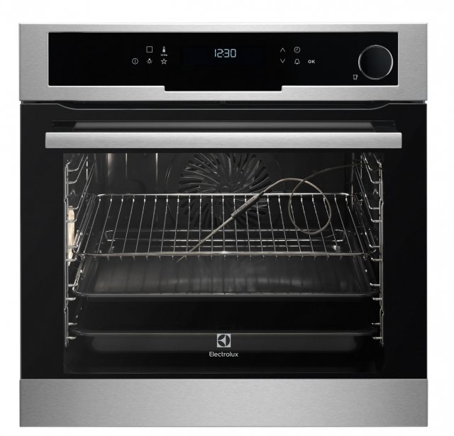 forno elettrico CombiSteam Deluxe EOB 8747 AOX di Electrolux forno elettrico CombiSteam Deluxe EOB 8747 AOX di Electrolux