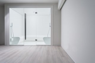 battiscopa a filo muro Proskirting Channel e Proskirting Flat di Progress Profiles in alluminio spazzolato argento battiscopa a filo muro Proskirting Channel e Proskirting Flat di Progress Profiles in alluminio spazzolato argento