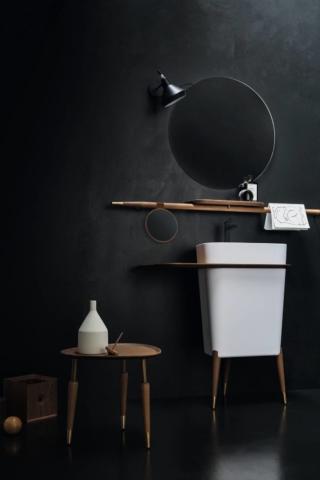 bagno free di cerasa tinte nere con lavandino bianco bagno free di cerasa tinte nere con lavandino bianco