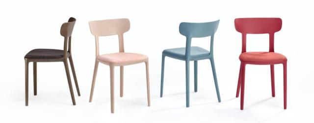 Canova di Infiniti, design Claus Breinholt, è la sedia che reinterpreta il tradizionale modello in legno da sala da pranzo: infatti è realizzata interamente in polipropilene stampato. Può essere usata anche all'esterno ed è corredata di un sedile imbottito tappezzato in tessuto. www.infinitidesign.it Canova di Infiniti, design Claus Breinholt, è la sedia che reinterpreta il tradizionale modello in legno da sala da pranzo: infatti è realizzata interamente in polipropilene stampato. Può essere usata anche all'esterno ed è corredata di un sedile imbottito tappezzato in tessuto. www.infinitidesign.it