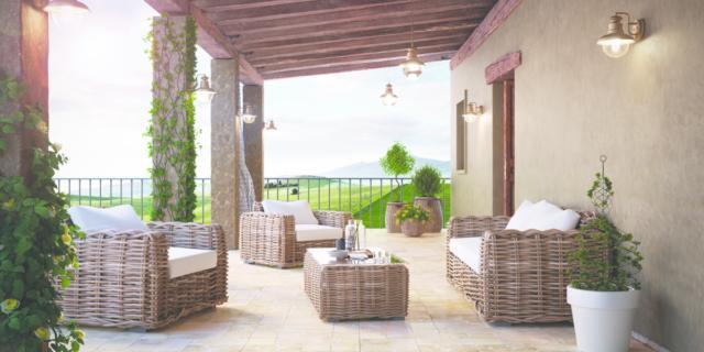 ■ AYAMONTE Ref. 36015581. In rattan intrecciato. Composto da: divano, due poltrone, tavolino con piano in vetro(L 140 x P 70). Cuscini inclusi. Costa 1.390 euro ■ AYAMONTE Ref. 36015581. In rattan intrecciato. Composto da: divano, due poltrone, tavolino con piano in vetro(L 140 x P 70). Cuscini inclusi. Costa 1.390 euro