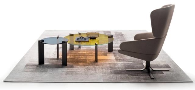 Aulos di Ditre Italia, design Stefano Spessotto, è il nuovo tavolino basso che è caratterizzato dal piano in vetro trasparente, da scegliere fra cinque varianti di colore inusuali, sostenuto da una struttura metallica dal design essenziale. Le gambe distribuite in modo asimmetrico si trasformano in un elemento decorativo. É disponibile in due altezze e in due formati. www.ditreitalia.it Aulos di Ditre Italia, design Stefano Spessotto, è il nuovo tavolino basso che è caratterizzato dal piano in vetro trasparente, da scegliere fra cinque varianti di colore inusuali, sostenuto da una struttura metallica dal design essenziale. Le gambe distribuite in modo asimmetrico si trasformano in un elemento decorativo. É disponibile in due altezze e in due formati. www.ditreitalia.it