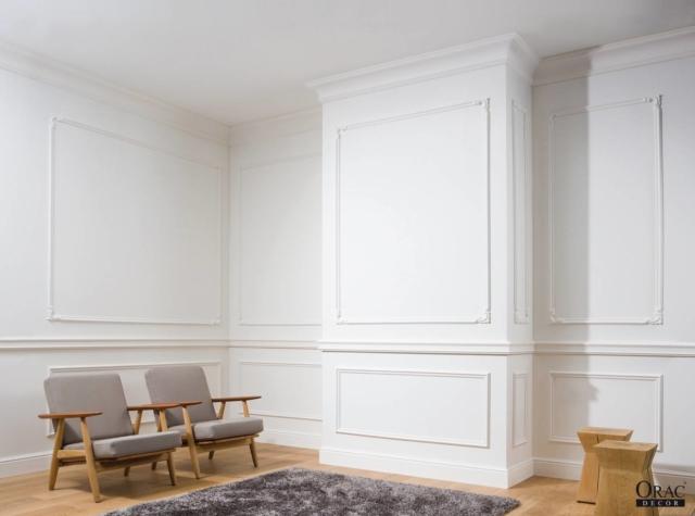 boiserie 10 della coll. Orac Decor di Bianchi Lecco bianco cornici sottili boiserie 10 della coll. Orac Decor di Bianchi Lecco bianco cornici sottili