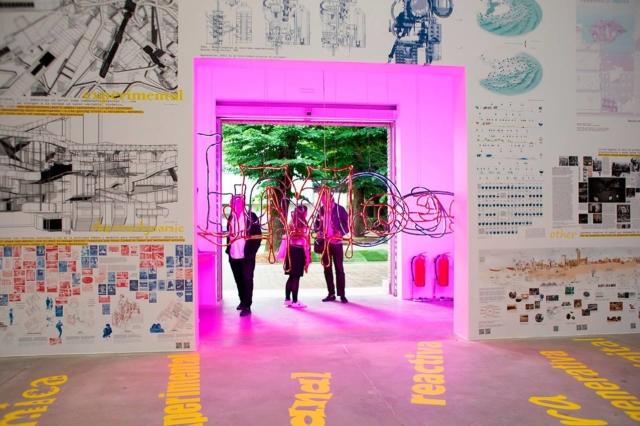 Becoming, Padiglione della Spagna ai Giardini, 16. Mostra Internazionale di Architettura (foto Italo Rondinella). Becoming, Padiglione della Spagna ai Giardini, 16. Mostra Internazionale di Architettura (foto Italo Rondinella).