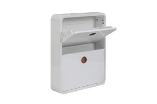 Kopen di Miliboo è la scarpiera con due porte a battentte in Mdf nella finitura bianco lucido; le originali maniglie circolari in frassino sono un elemento decorativo. Misura L 65,6 x P 17 x H 83 cm e costa 98,74 euro. www.miliboo.it Kopen di Miliboo è la scarpiera con due porte a battentte in Mdf nella finitura bianco lucido; le originali maniglie circolari in frassino sono un elemento decorativo. Misura L 65,6 x P 17 x H 83 cm e costa 98,74 euro. www.miliboo.it