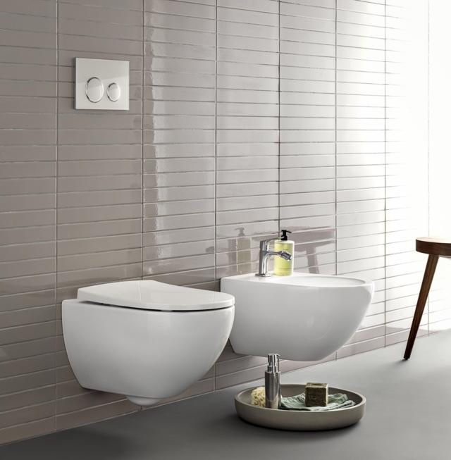 collezione Acanto di Pozzi-Ginori il wc sospeso senza brida RIMFREE® e con fissaggi coperti che facilitano la pulizia collezione Acanto di Pozzi-Ginori il wc sospeso senza brida RIMFREE® e con fissaggi coperti che facilitano la pulizia