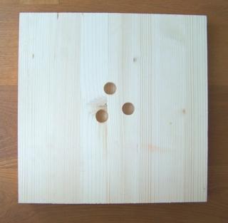 e fate fare i fori a vite in cui andranno inseriti i bastoni e fate fare i fori a vite in cui andranno inseriti i bastoni