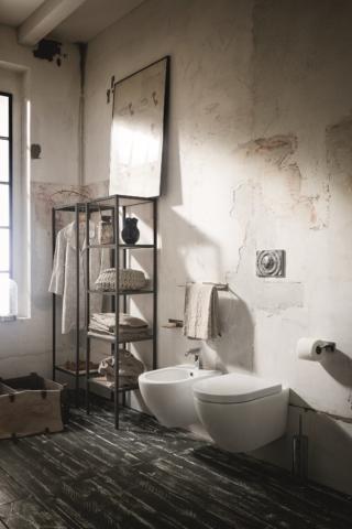 sanitari sospesi della collezione Up di Cerasa in ceramica bianca lucida od opaca sanitari sospesi della collezione Up di Cerasa in ceramica bianca lucida od opaca