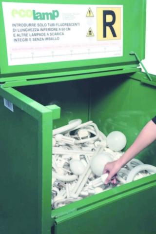 ecolamp-raccolta-riciclo-raee-r5