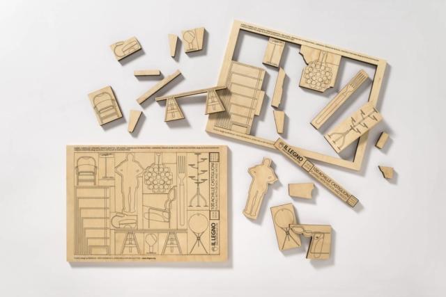 (foto3) Il puzzle commemorativo dell’omaggio bergamasco a Achille Castiglioni è esposto nelle vetrine dei negozi della città e sarà in vendita al Museo del Falegname Tino Sana e al Palazzo della Regione durante lo svolgimento della manifestazione Il Legno dalla Natura alle Cose - La straordinaria quotidianità degli oggetti in legno. (foto3) Il puzzle commemorativo dell’omaggio bergamasco a Achille Castiglioni è esposto nelle vetrine dei negozi della città e sarà in vendita al Museo del Falegname Tino Sana e al Palazzo della Regione durante lo svolgimento della manifestazione Il Legno dalla Natura alle Cose - La straordinaria quotidianità degli oggetti in legno.
