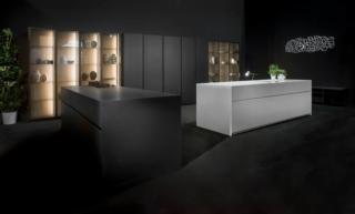 cucina con due isole nera e bianca Giza di Maistri piano Lapitec® cucina con due isole nera e bianca Giza di Maistri piano Lapitec®