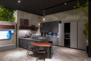 cucina a U Metropolis di Stosa con ante in laminato materico Nero Marquinia cucina a U Metropolis di Stosa con ante in laminato materico Nero Marquinia