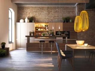 cucina stile urban con isola centrale K7 di Team7 cucina stile urban con isola centrale K7 di Team7