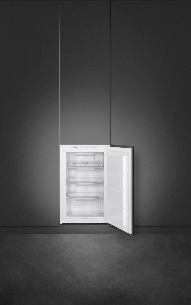 Congelatore verticale da incasso S3F0922P di Smeg Congelatore verticale da incasso S3F0922P di Smeg