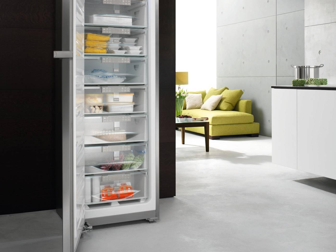 Самые надежные и качественные холодильники. Холодильник Miele k 14827 SD. Морозильник Miele FN 14827 sed. Самый крутой холодильник для квартиры. Холодильник Miele в интерьере.