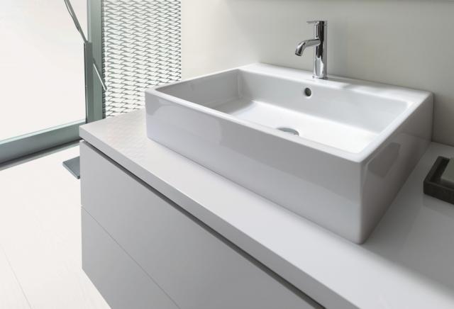 avabo rettangolare monoforo Vero Air di Duravit con troppopieno in ceramica bianca lucida avabo rettangolare monoforo Vero Air di Duravit con troppopieno in ceramica bianca lucida