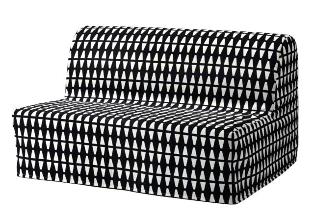Con un materasso in schiuma adatto a un uso intensivo, Lycksele Lövås di Ikea (www.ikea.com) misura L 142 x P 100/188 x H 39-87 cm e con tessuto Ebbarp nero/bianco costa 189 euro. 6. Con un materasso in schiuma adatto a un uso intensivo, Lycksele Lövås di Ikea (www.ikea.com) misura L 142 x P 100/188 x H 39-87 cm e con tessuto Ebbarp nero/bianco costa 189 euro. 6.