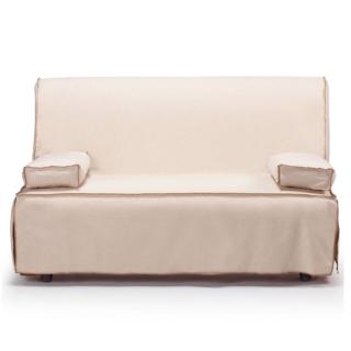 Della coll. Living di Viadurini (www.viadurini.it), il divano trasformabile con rete a doghe e futon in cotone e poliuretano ha il rivestimento sfoderabile; misura L 145 x P 92 x H 85 cm (aperto, 140 x 190 cm) e costa 469 euro. Della coll. Living di Viadurini (www.viadurini.it), il divano trasformabile con rete a doghe e futon in cotone e poliuretano ha il rivestimento sfoderabile; misura L 145 x P 92 x H 85 cm (aperto, 140 x 190 cm) e costa 469 euro.