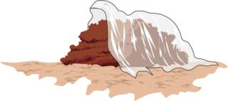 In agosto il cumulo va coperto con teli di tessuto non tessuto. In agosto il cumulo va coperto con teli di tessuto non tessuto.