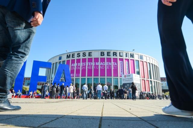 IFA 2017
- Eingang Süd - IFA 2017
- Eingang Süd -