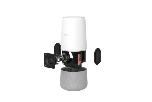 Un nuovo dispositivo intelligente 2-in-1 che integra le funzioni di altoparlante AI con sistema operativo Alexa e router 4G. Un’innovativa soluzione per connettersi a Internet, controllare i propri smart device, avere accesso ad oltre 50.000 Alexa skills e offrire audio di alta qualità. Il tutto attraverso il comando vocale. Con supporto Wi-Fi su rete 4G LTE, AI Cube di Huawei è in grado di soddisfare le diverse esigenze di connettività delle smart home. L'installazione del router è semplice: richiede solo una scheda SIM 4G per stabilire una connessione Internet ad velocità (LTE Category 6 speeds fino a 300Mbps downlink). Compatibile con Wi-Fi 802.11ac Wi-Fi standard, il router è dual band, in grado di lavorare sui canali a 2.4GHz e 5GHz e di trasmettere dati su LAN fino a 1.200Mbps. Presenta una sound cavity di 400 ml e un diaframma in alluminio, che consente agli speakers AI di produrre audio di alta qualità (sia suoni bassi che alti). Il design è minimale, occupa poco spazio e le porte sono nascoste sotto la base. www.consumer.huawei.com Un nuovo dispositivo intelligente 2-in-1 che integra le funzioni di altoparlante AI con sistema operativo Alexa e router 4G. Un’innovativa soluzione per connettersi a Internet, controllare i propri smart device, avere accesso ad oltre 50.000 Alexa skills e offrire audio di alta qualità. Il tutto attraverso il comando vocale. Con supporto Wi-Fi su rete 4G LTE, AI Cube di Huawei è in grado di soddisfare le diverse esigenze di connettività delle smart home. L'installazione del router è semplice: richiede solo una scheda SIM 4G per stabilire una connessione Internet ad velocità (LTE Category 6 speeds fino a 300Mbps downlink). Compatibile con Wi-Fi 802.11ac Wi-Fi standard, il router è dual band, in grado di lavorare sui canali a 2.4GHz e 5GHz e di trasmettere dati su LAN fino a 1.200Mbps. Presenta una sound cavity di 400 ml e un diaframma in alluminio, che consente agli speakers AI di produrre audio di alta qualità (sia suoni bassi che alti). Il design è minimale, occupa poco spazio e le porte sono nascoste sotto la base. www.consumer.huawei.com