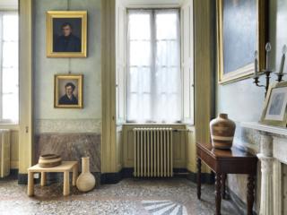 Palazzo Agliardi, allestimento di Lorenzo Damiani, foto di Ezio Manciucca© Palazzo Agliardi, allestimento di Lorenzo Damiani, foto di Ezio Manciucca©