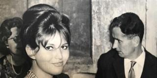 Claudia Cardinale. Quel viso di umile, di gatta e così selvaggiamente perduta… Claudia Cardinale. Quel viso di umile, di gatta e così selvaggiamente perduta…