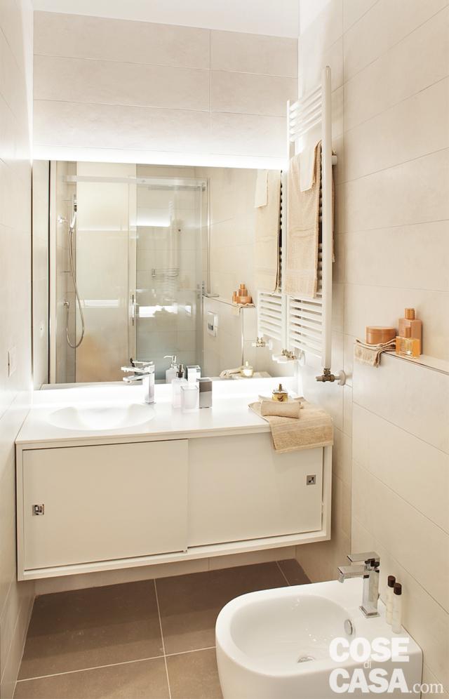 bagno con zona lavabo bagno con zona lavabo