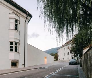 Barozzi/Veiga, Scuola di musica, Brunico (Bz) 2015-2017, Menzione d’Onore Nuovi Edifici.