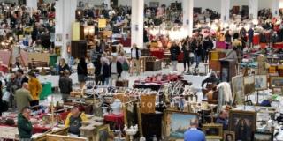 Speciale Disco. C’era una Volta … Antiquariato Speciale Disco. C’era una Volta … Antiquariato