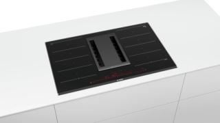 piano a induzione con ventilazione integrata modello PXX875D34E di Bosch piano a induzione con ventilazione integrata modello PXX875D34E di Bosch