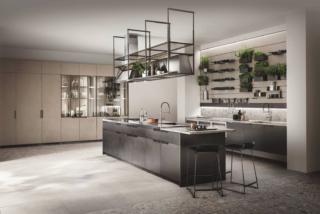 Cucina Mia by Carlo Cracco di Scavolini - isola da chef con zona cottura e lavello Cucina Mia by Carlo Cracco di Scavolini - isola da chef con zona cottura e lavello