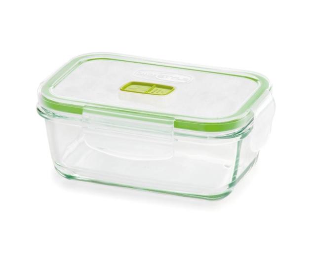 La linea di contenitori 2in1 Vetro di Gio’Style conserva il cibo in frigo e in freezer e si può usare nel forno a microonde per riscaldarlo. Dotati di alette di chiusura per conferire una maggiore ermeticità, hanno una valvola di sfiato per riscaldare le pietanze nel microonde senza rimuovere il coperchio evitando così di sporcarne le pareti con gli schizzi di cibo. Sono disponibili nella versione quadrata (0,38 l/0,8 l/1,4 l) e disponibile nella versione rettangolare (0,38 l/0,8 l/1,5 l). Prezzo da 3,70 euro. www.giostyle.com La linea di contenitori 2in1 Vetro di Gio’Style conserva il cibo in frigo e in freezer e si può usare nel forno a microonde per riscaldarlo. Dotati di alette di chiusura per conferire una maggiore ermeticità, hanno una valvola di sfiato per riscaldare le pietanze nel microonde senza rimuovere il coperchio evitando così di sporcarne le pareti con gli schizzi di cibo. Sono disponibili nella versione quadrata (0,38 l/0,8 l/1,4 l) e disponibile nella versione rettangolare (0,38 l/0,8 l/1,5 l). Prezzo da 3,70 euro. www.giostyle.com