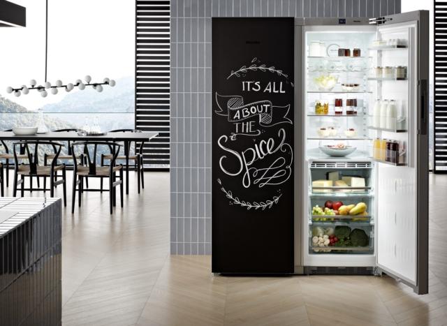 frigorifero combinazione side by side Blackboard edition di Miele frontale su cui si può scrivere frigorifero combinazione side by side Blackboard edition di Miele frontale su cui si può scrivere