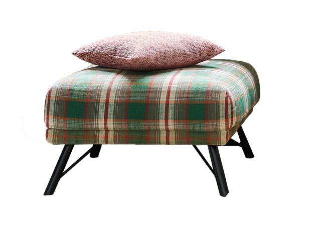 Pouf by JAB Anstoetz con tessuto "El Hierro”, con motivo in Tartan, quadrettato misto viscosa e lino ideale per imbottiti di JAB Anstoetz Pouf by JAB Anstoetz con tessuto "El Hierro”, con motivo in Tartan, quadrettato misto viscosa e lino ideale per imbottiti di JAB Anstoetz