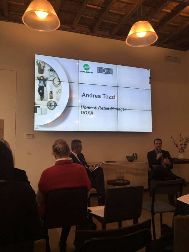 Andrea Tozzi, Home & Retail Manager alla presentazione dell'edizione di HOMI 2019 presso CASALAGO a Milano, in Via San Tomaso. Andrea Tozzi, Home & Retail Manager alla presentazione dell'edizione di HOMI 2019 presso CASALAGO a Milano, in Via San Tomaso.
