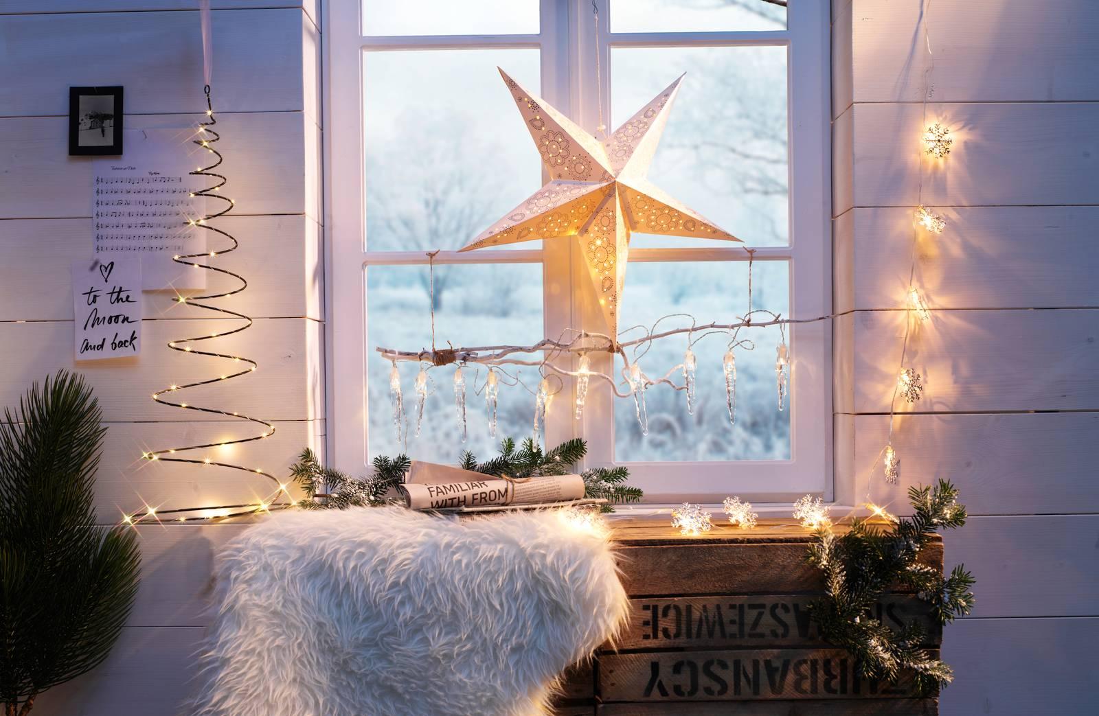 Stella Luminosa Per Albero Di Natale.Luci Di Natale Per L Albero O Per La Casa Cose Di Casa