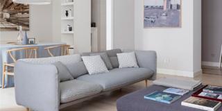 soggiorno-divano-tavolo casa in stile nordico