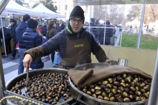 caldarroste alla fiera oh bej oh bej di milano caldarroste alla fiera oh bej oh bej di milano