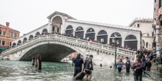 Vento, caldo, pioggia, tempesta. Istantanee di vita e ambiente nell’era dei cambiamenti climatici Vento, caldo, pioggia, tempesta. Istantanee di vita e ambiente nell’era dei cambiamenti climatici