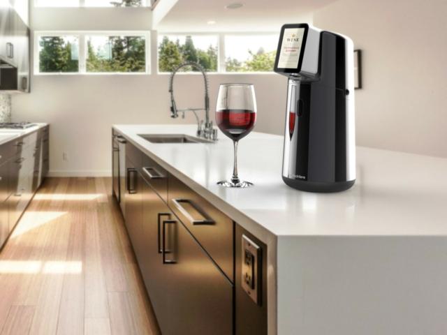 Albicchiere Dispenser Vino con Tecnologia IoT novità CES 2019 Albicchiere Dispenser Vino con Tecnologia IoT novità CES 2019