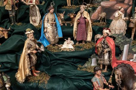 Presepi genovesi del Settecento dal Museo Giannettino Luxoro Presepi genovesi del Settecento dal Museo Giannettino Luxoro