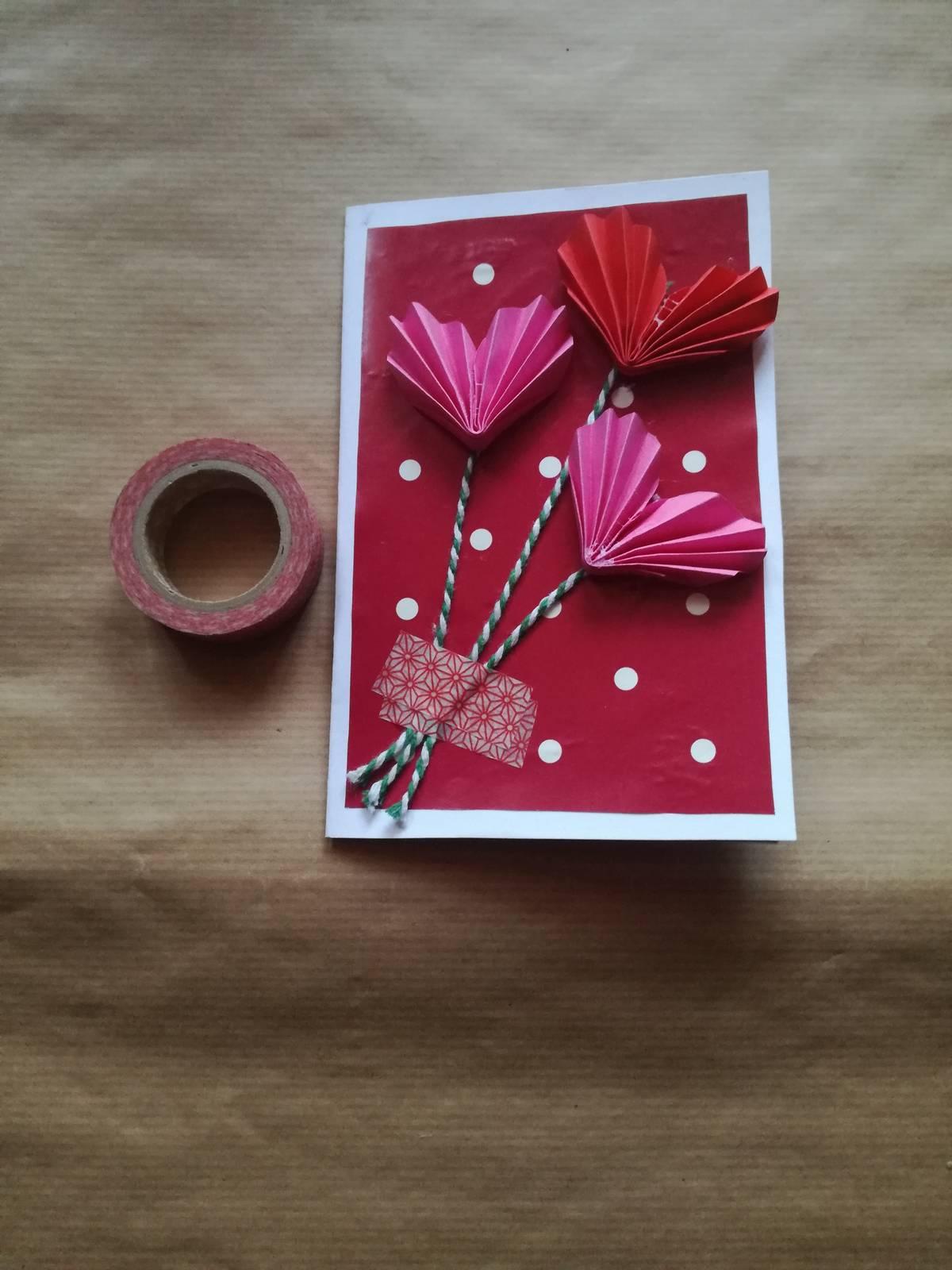 Decorazione per il giorno di San Valentino: perforatrice di carta