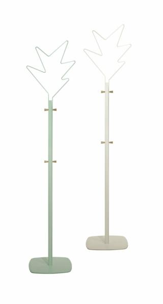 ) Appendiabiti Stella (design Alessandro e Francesco Mendini) di Caimi Brevetti, 2016.