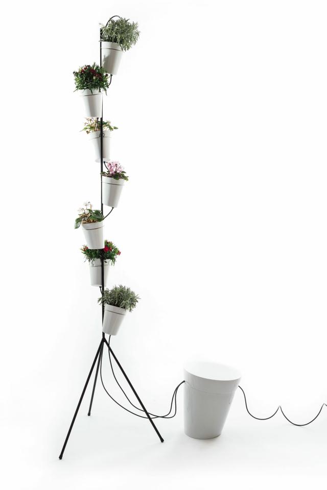 sistema di vasi per coltura idroponica Window Garden Self-Standing di Danese Milano sistema di vasi per coltura idroponica Window Garden Self-Standing di Danese Milano