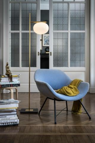 lampada Oluce Alba Floor design Pellegrino foto Brusaferri lampada Oluce Alba Floor design Pellegrino foto Brusaferri