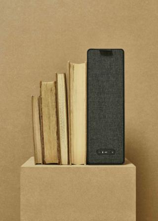 Tortona Design Week - Fuorisalone 2019 - Ikea X Sonos_bookshelf_stående