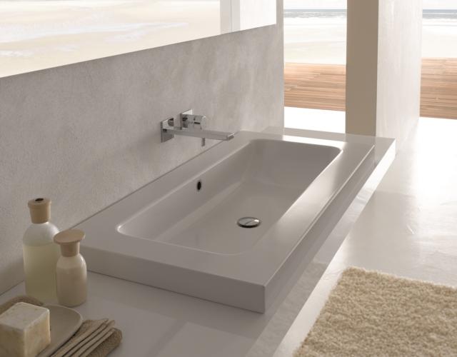 lavabo soprapiano rettangolare BetteOne di Bette con finitura opaca e ampio bordo lungo l’intera circonferenza lavabo soprapiano rettangolare BetteOne di Bette con finitura opaca e ampio bordo lungo l’intera circonferenza