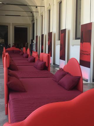 Statale installazione Fabio Novembre Statale installazione Fabio Novembre